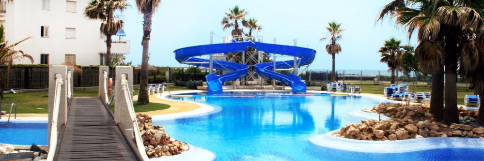 Puente de Octubre y más en la Costa de Almería