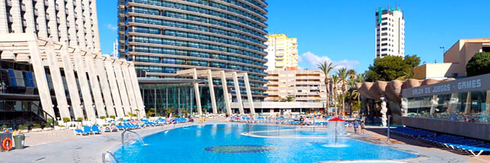 Alójate en el hotel más alto de Europa (Benidorm)
